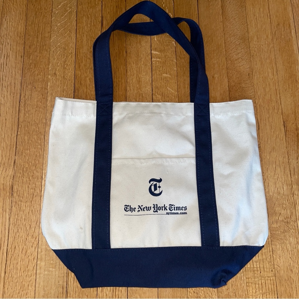 New York Times Classic Tote Bag Beige Navy Blue Brand New Rare Normcore Canvas